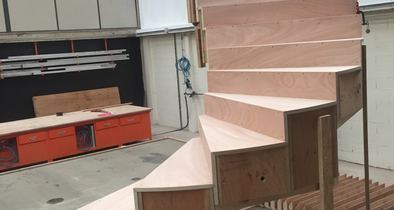 Société Matériel Demathieu Bard – Menuiserie – Coffres bois – Escalier colimaçon